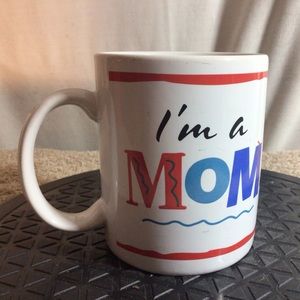 I’M A MOM Ceramic Coffee/Tea Mug White W/Red blue & Green Lettering pre-owned